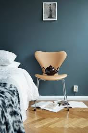Die Wunderschone Und Effektvolle Wandfarbe Petrol Archzine Net Wandfarbe Petrol Wandfarbe Wandfarbe Wohnzimmer