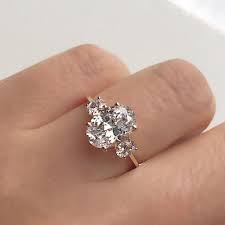 Custom 3 Carat Oval Diamond Engagement Ring Set In 18k Rose Gold Jewels Oval Diamond Engagement Ring Oval Diamond Engagement Diamond Engagement Ring Set