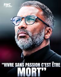 👀 Un brin agacé après le premier revers du PSG en Ligue 1 cette saison,  Luis Enrique avait visiblement besoin d'adresser un message