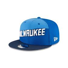Giannis antetokounmpo and khris middleton both had huge performances for milwaukee and the duo combined for 68 total points. Milwaukee Bucks Cappelli Bucks Snapback Cappelli Aderenti Berretti Negozio Nba
