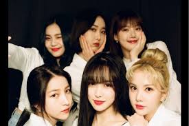 Menurut kamu eunha cocok dengan genre lagu ballad atau ceria? 5 Kabar Terkini Eks Member Girl Group Gfriend Kembali Aktif