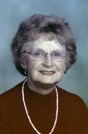 Suzanne Holler's Instagram, Twitter & Facebook