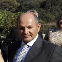 400+ "Laris" profiles