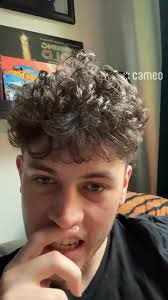 Hey everyone! I'm Zach, thought I'd introduce myself. I live in Arizona and  am acquaintances with Casey Likes. I hope to visit NYC atleast for the  closing shoe but y'all know #MoneyMoneyMoney and I'm ...