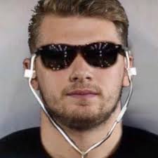 Eileen Monge (@emonge4)