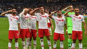 Futbol alt liglerden milli takım'a! Uefa Dan Turkiye Ye Asker Selami Cezasi Spor Dw 20 12 2019