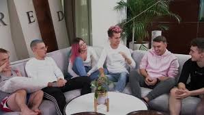 Jeszcze dobrze nie rozpoczął się sezon na lody, a już jedne zyskały ogromną popularność. Karol Friz Wisniewski Oraz Ekipa Przekazali 100 Tys Zl Na Pomoc Polskim Lekarzom W Walce Z Koronawirusem Polska Times