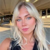 Alex Weldon's Instagram, Twitter & Facebook