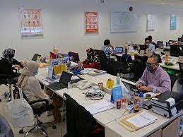 Semoga informasi tentang lowongan security bea cukai ini dapat bermanfaat bagi para pengunjung semuannya khususnya bagi yang sedang mencari informasi lowongan kerja. 5 Tips Bikin Pekerja Merasa Aman Saat Kembali Kerja Dari Kantor Bisnis Liputan6 Com