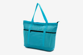 Shop duck bags, merch bags, retail totes, and puffy totes. 15 Best Beach Bags 2019 The Strategist