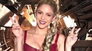 Последние твиты от shakira (@shakira). Shakira Echte Gefuhle Kann Ich Nur Auf Spanisch Ruberbringen Film Tv