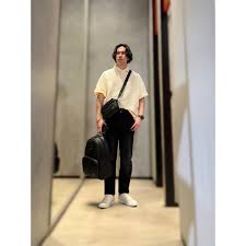 リュックとショルダーの2個持ちはダサい？おしゃれなコーデ8選！