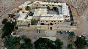 • ماهو الشيء الذي يجري لكنّه لا. ØºØ¶Ø¨ ÙÙØ³Ø·ÙÙÙ Ø¨Ø³Ø¨Ø¨ Ø­ÙÙØ© ØµØ§Ø®Ø¨Ø© Ø¯Ø§Ø®Ù ÙÙØ§Ù Ø§ÙÙØ¨Ù ÙÙØ³Ù