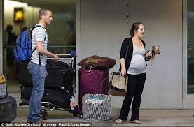 Heavily Pregnant Bachelorette Star Ashley Hebert Jets Into Miami To Settle Down With Husband Jp Rosenbaum Daily Mail Online