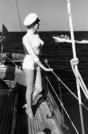 Le mannequin Winnie Hollman en 1975 à Cannes