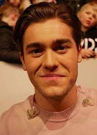 Check spelling or type a new query. Benjamin Ingrosso Langd Vikt Nyfikna Manniskor