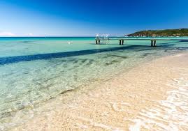 Profitez de la situation exceptionnelle de notre. Plage De Pampelonne Les Plus Belles Plages De France Elle Belle Plage Cannes Plage Voyage A La Plage