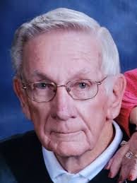 Hey look! Our friend and Leggers President Jim Doyle is in the local paper.  He's been playing the Cinema Bar for over 20 years! Monday nights...