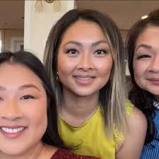 Meet Mia! Mia is an owner surrender recently taken in to AKKNR. She is  being fostered in New Jersey, and isn't ready for adoption quite yet. We  need to make sure she