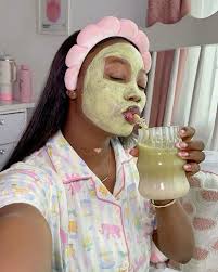 AIN'T NOBODY UP THIS EARLY BUT HUSTLERS AND PROVIDER'S 💰🖤 GOOD MORNING