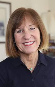 Nancy Beach's Instagram, Twitter & Facebook