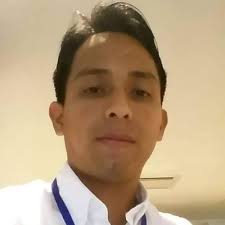 Bravo, Manfred, tu familia Molitalia celebra tus logros!