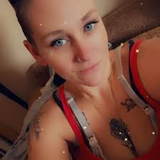 Prayers for Brandy would be greatly appreciated! I have never seen her in  this much pain and scared before and it's breaking my heart. Update