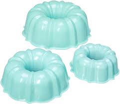 Nordic ware tiered heart bundt pan. Amazon Com Nordic Ware Tiered Bundt Set 3 6 12 Cup Mint Kitchen Dining