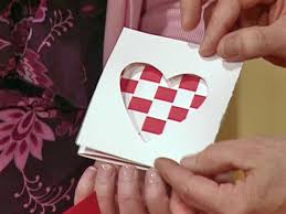 Who says you can't use unconventional paper sources for cardmaking? Woven Valentine Heart Card Diy