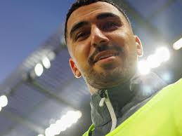 Schalke 04 vermeldet Transfer-Überraschung: Er bekommt die Nummer 25