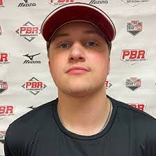 Greyson Howard's Instagram, Twitter & Facebook