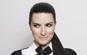IL COLPO DI RMC: Laura Pausini in diretta!