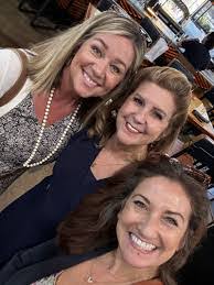 Wanda Crain's Instagram, Twitter & Facebook