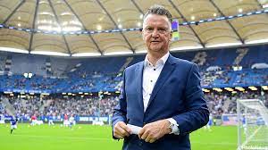 Louis van gaal, manchester united's former manager, shares his thoughts with jamie jackson on rooney, his own tactics, why the club is too commercial and being 'very surprised' at solskjær's appointment. Louis Van Gaal Will Return As Head Coach In The Netherlands For 1 Game Next Season Remarkable Archysport