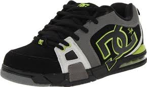 Black And Lime Green Shoes Mens Pin By Tina Coyle On Fashion Sport Shoes Men Sport Shoes Snowboard Boots