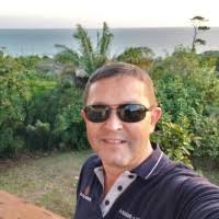 60+ "Peter Crompton" profiles