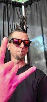 Candy Moreland's Instagram, Twitter & Facebook