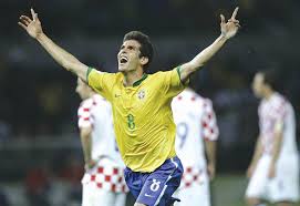 Name all players that played in the fifa world cup 2006 quarterfinal between brazil and france in frankfurt am main (germany) on july 1st, 2006. Kaka Lifts Brazil To 1 0 Victory Summitdaily Com