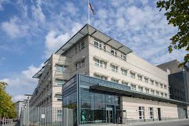 Usa:s ambassad i jemen öppnade i söndags efter att ha varit stängd i ett par veckor på grund av risk för terrorattacker, meddelade amerikanska ud på tisdagen. Nordiska Ambassader I Berlin Redaktionell Fotografering For Bildbyraer Bild Av Bygger Berkshires 36444784