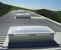 Tettoie Trasparenti Pensiline In Plexiglas E Molto Altro Lastre per tetto leggere dalle ridotte dimensioni le lastre per tetto leggere onduline® easyline sono realizzate. tettoie trasparenti pensiline in