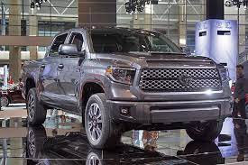 There are a lot of news for 2018 toyota tundra, but the biggest one is that the japanese manufacturer is adding a trd pro model. Revamped 2018 Toyota Tundra Pickup Debuts In Chicago Trucks Com
