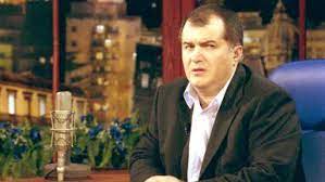 Florin calinescu was born in 1956 in timisoara, romania. Florin CÄƒlinescu La 15 Ani De Cand A Incheiat Emisiunea Chestiunea Zilei Cum AratÄƒ Acum