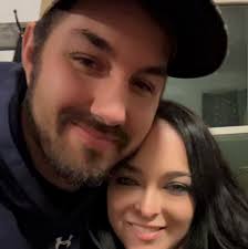 Losers video with Jelly Roll out now! 🍻💙 Watch here:  posty.lnk.to/losers-livevideo