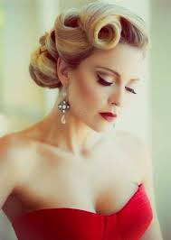Hairstyles From The Past Gorgeous Vintage Styles The Haircut Web Hair Styles Vintage Hairstyles Long Hair Styles