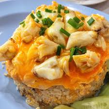 I added a healthy tablespoon of hot sauce and. This Spot In Bangkok Serves Mouthwatering Crab Meat Omelette Fried Rice Bangkok Foodie