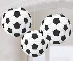 Kinder werden heutzutage überhäuft mit spielzeug, das noch dazu fertig abgepackt aus dem geschäft kommen. Fussball Deko Fur Party Und Kindergeburtstag 20 Tipps Und Ideen