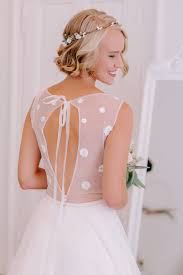 Hochwertige hochzeitskleider in großer auswahl an brautkleider brautjungfernkleider,blumenmädchenkleider und mehr modische hochzeitsmode. Schwedische Brautkleider Zum Mitdesignen Sanna Lindstrom