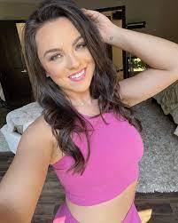Porn star Nicole Sage directed 13