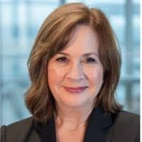 Lisa Mcelfresh's Instagram, Twitter & Facebook