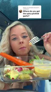 Danielle Deason's Instagram, Twitter & Facebook